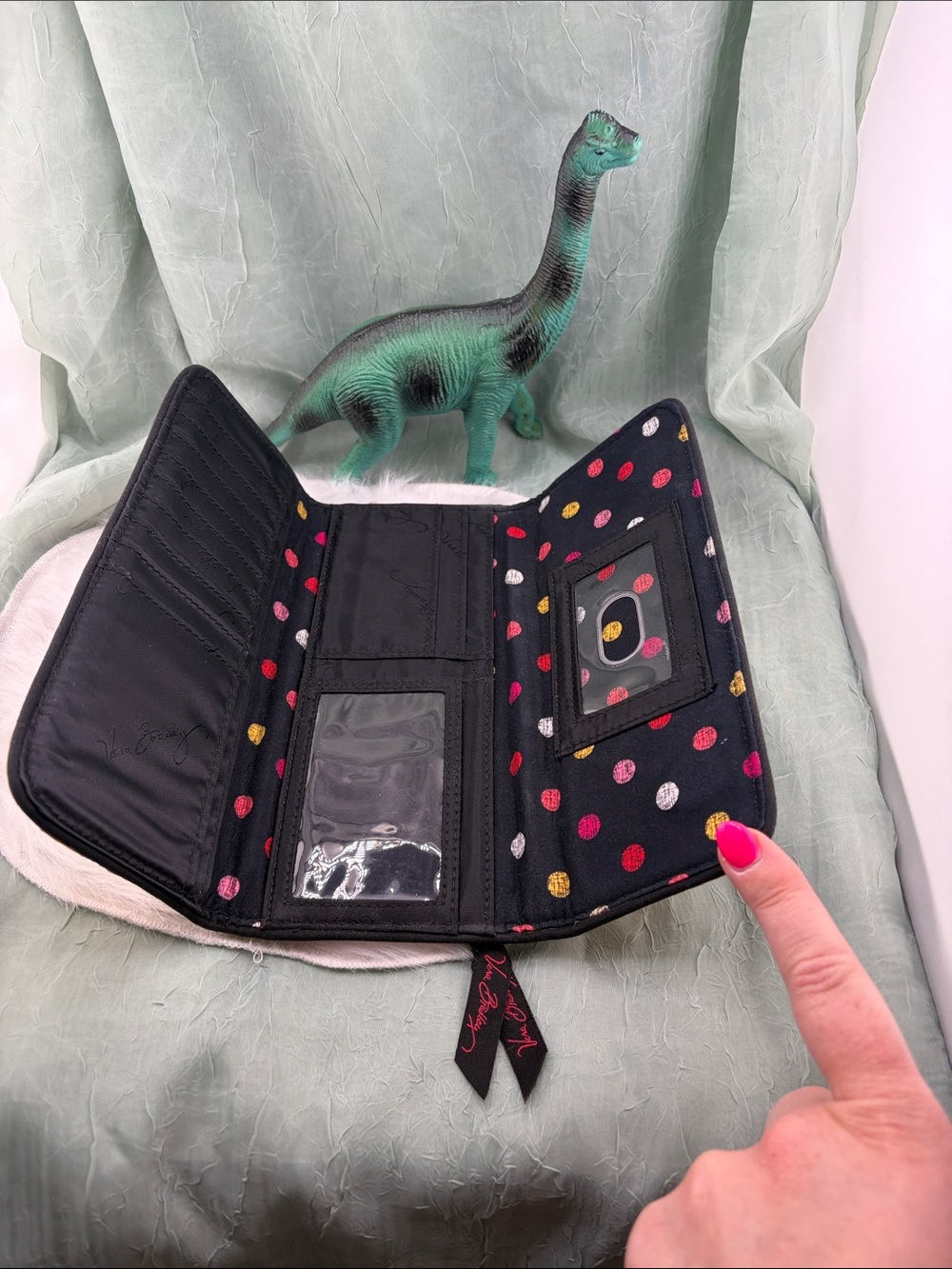 Vera Bradley Quilted Trifold Wallet in Havana Rose | Magnetic Closure - Picture 5 of 8